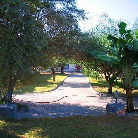 Bare Hill Holiday Village Elea Exterior foto