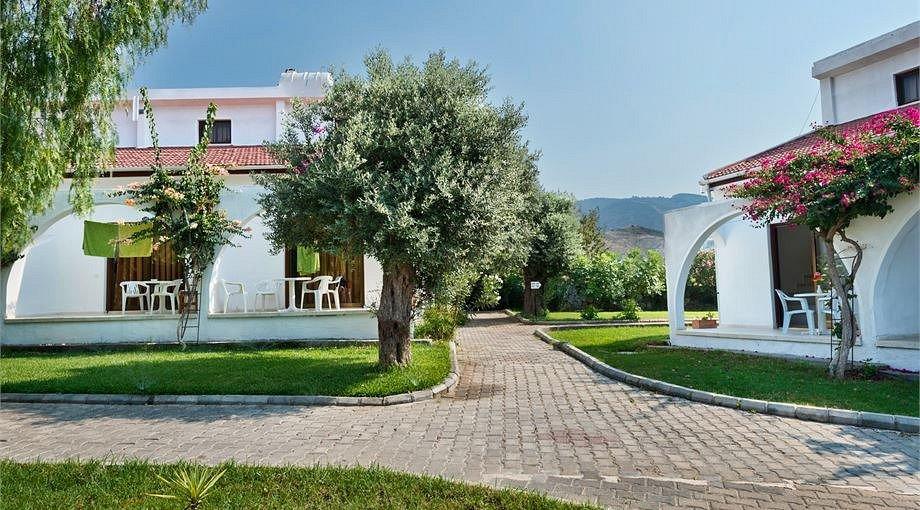 Bare Hill Holiday Village Elea Exterior foto